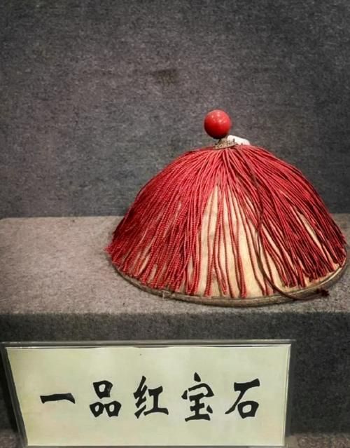 古玩市場老物件，古玩市場老物件思考完成,要求1000字文本并配圖 古玩市場老物件，古玩市場老物件思考完成,要求1000字文本并配圖 龍魚百科 第3張