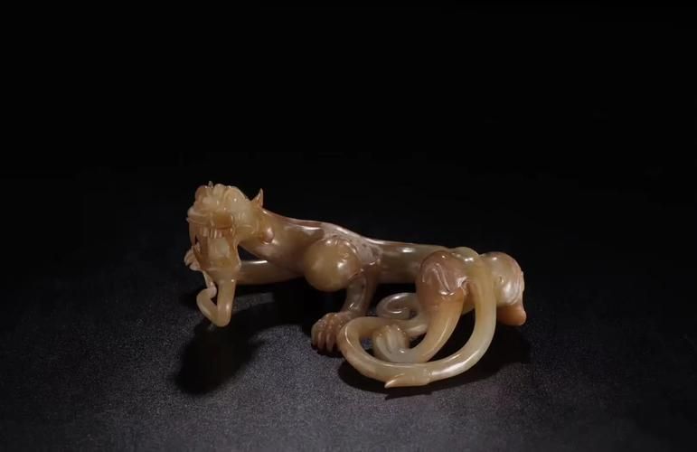 龍擺件中哪一件最珍貴,龍擺件中哪一件最值得收藏? 龍魚百科 第3張 龍擺件中哪一件最珍貴,龍擺件中哪一件最值得收藏? 龍擺件中哪一件最珍貴,龍擺件中哪一件最值得收藏? 龍魚百科 第3張