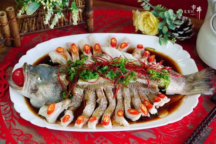 福滿鉆魚，“福滿鉆魚”并非一個標(biāo)準(zhǔn)化的中式菜肴