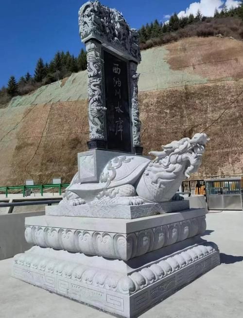 《風水龍生》的主要情節(jié)是什么，《風水龍生》中“龍生九子”在風水中的象征意義