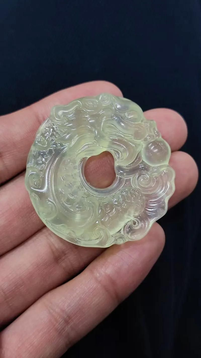 推薦一些高端龍魚玉石作品，高端龍魚玉石作品