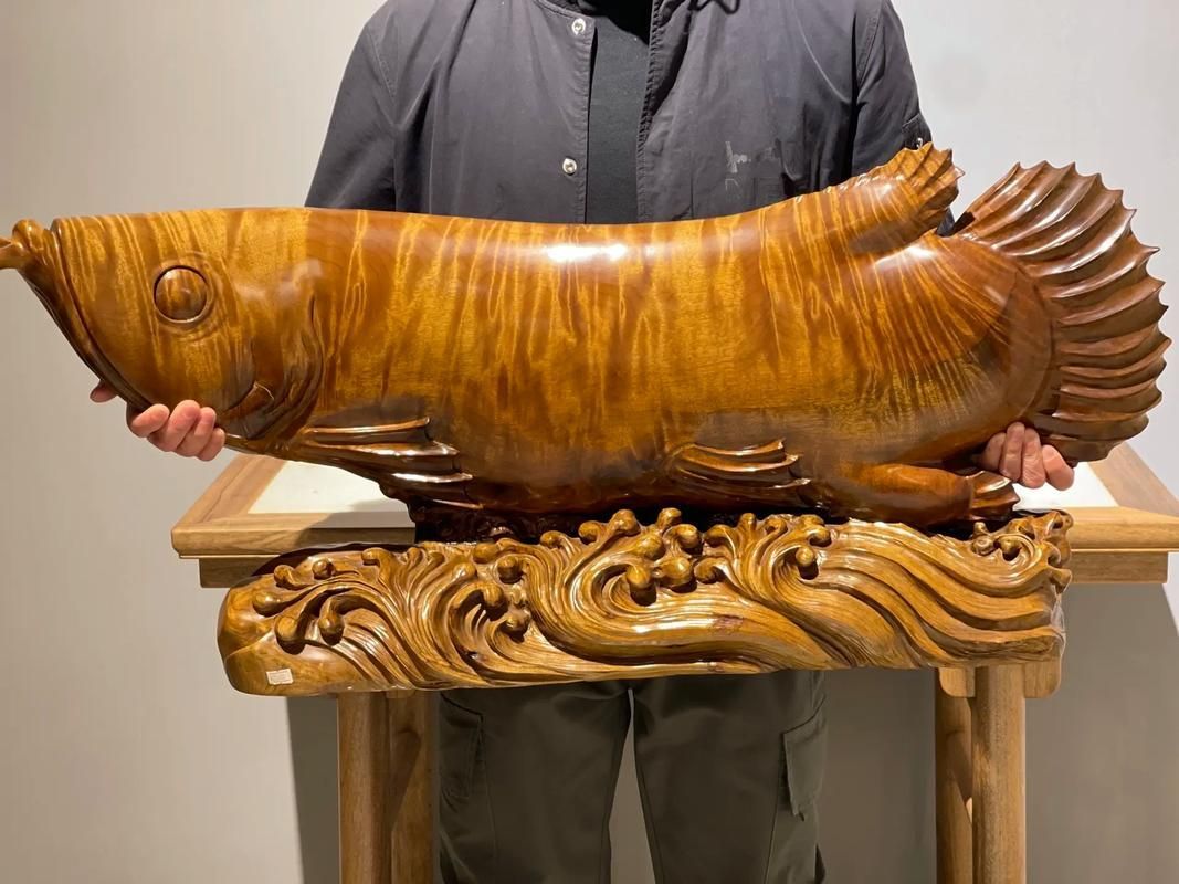 金龍魚擺件的最佳擺放位置，金龍魚擺件擺放指南 金龍魚擺件的最佳擺放位置，金龍魚擺件擺放指南 龍魚百科 第4張