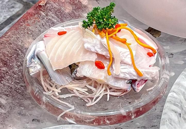 順德龍魚骨腩的營養(yǎng)價(jià)值有哪些？，順德龍魚骨腩的營養(yǎng)價(jià)值