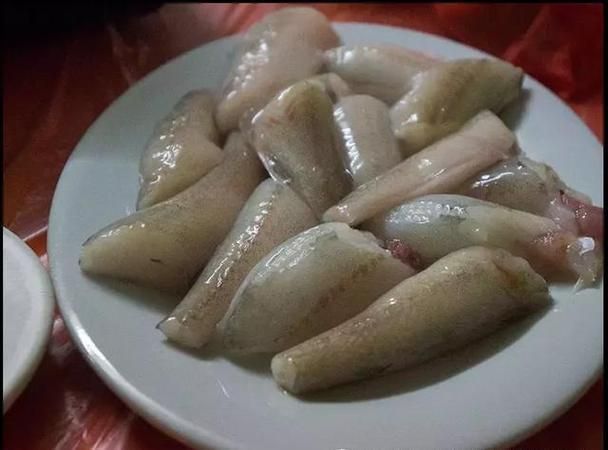 給我一些辨別真假汕頭杜龍魚的圖片，如何區分汕頭杜龍魚？ 給我一些辨別真假汕頭杜龍魚的圖片，如何區分汕頭杜龍魚？ 龍魚百科 第6張