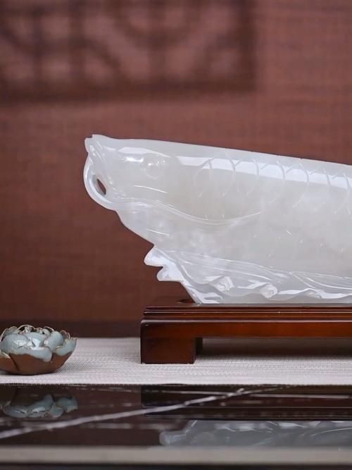 和田玉龍魚雕刻工藝有哪些流派？，和田玉“龍魚”查詢 和田玉龍魚雕刻工藝有哪些流派？，和田玉“龍魚”查詢 龍魚百科 第16張