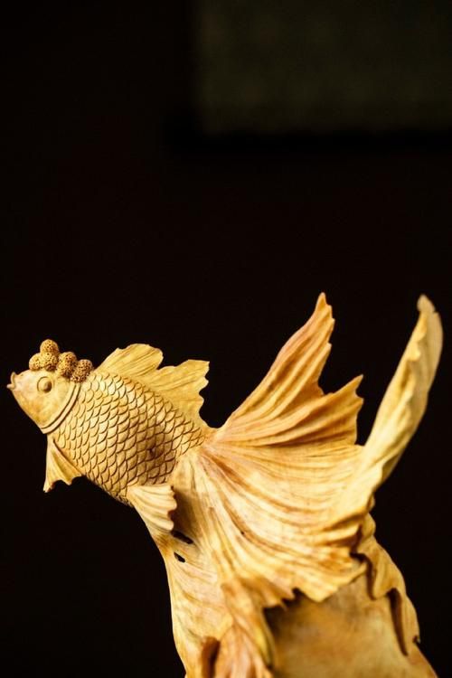 如何選購木雕金魚，如何選購一件優質木雕金魚