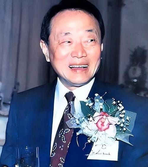 郭鶴年是如何創(chuàng)立金龍魚的？，郭鶴年為何選擇創(chuàng)立金龍魚的故事充滿傳奇色彩布局