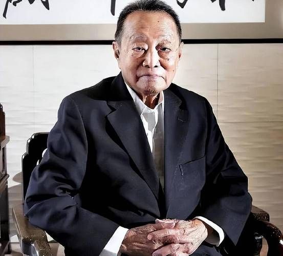 郭鶴年是如何創(chuàng)立金龍魚的？，郭鶴年為何選擇創(chuàng)立金龍魚的故事充滿傳奇色彩布局