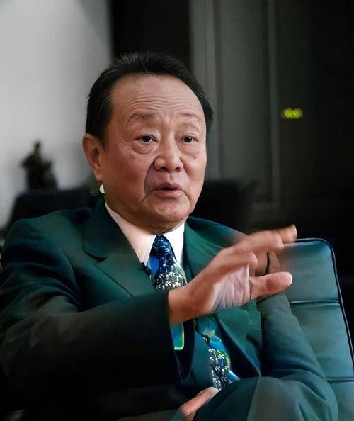 郭鶴年是如何創(chuàng)立金龍魚的？，郭鶴年為何選擇創(chuàng)立金龍魚的故事充滿傳奇色彩布局