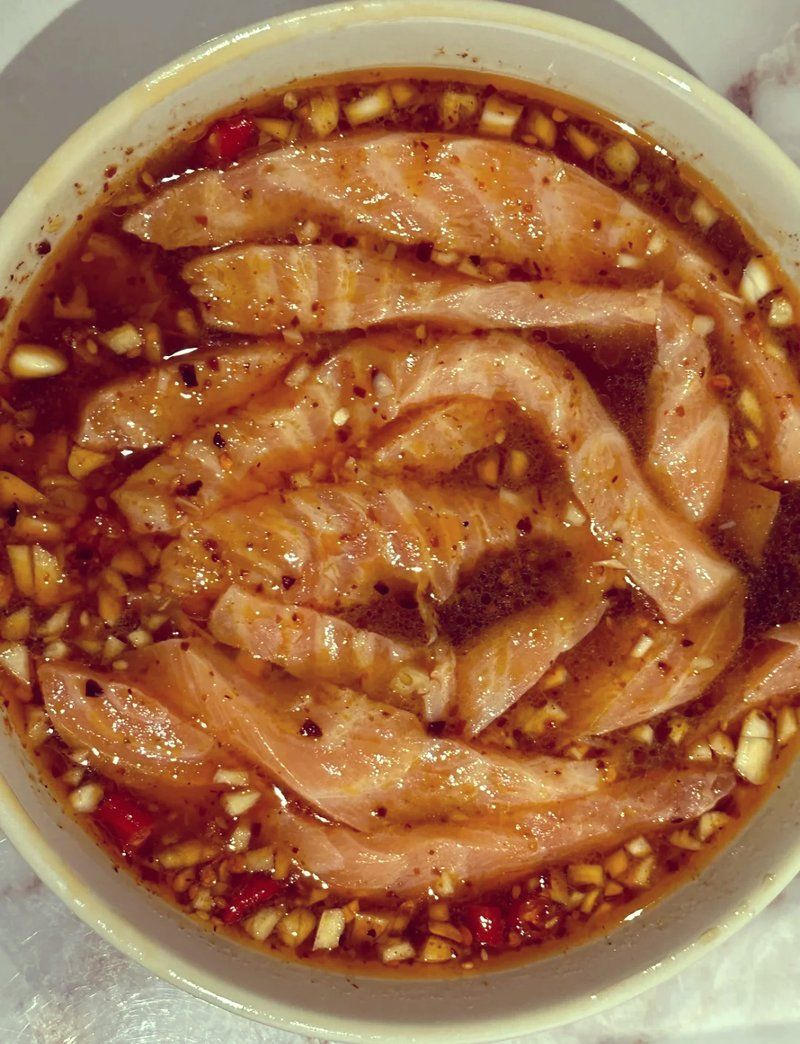魚煮熟后還有營養(yǎng)嗎，生食vs熟食三文魚營養(yǎng)對比