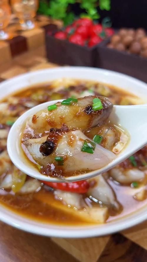 龍魚什么品種最好吃，東海小白龍（龍頭魚）什么品種最好吃東海小白龍的家常菜譜