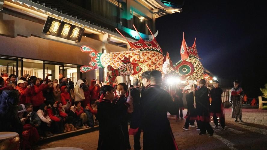 黃山風景龍魚是什么？，“黃山風景龍魚”并非自然存在的生物或地貌名稱是文化意象