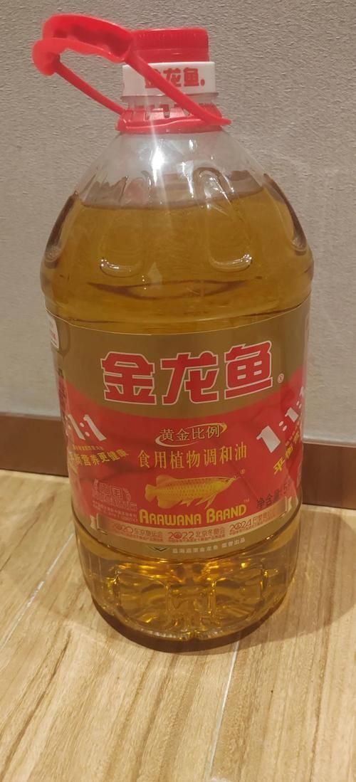 給我一張高清的金龍魚油圖片，給我一張高清的金龍魚油圖片,展開金龍魚食用油選購指南