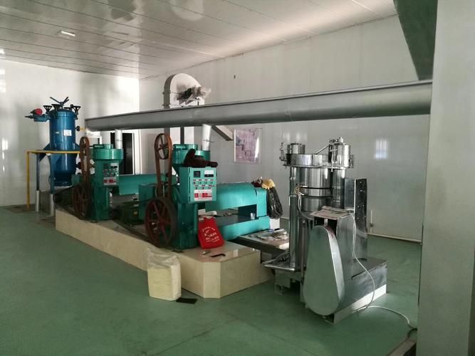 請提供幾張河南榨油機創新的圖片，河南榨油機創新設計摘要：河南榨油機技術創新要點對比表