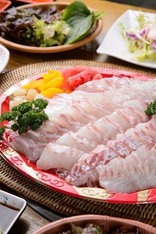 龍魚生牛肉有哪些功效，龍魚生牛肉是一種傳統的滋補食材