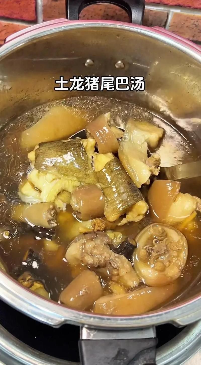 土龍魚燉湯的具體做法是什么？