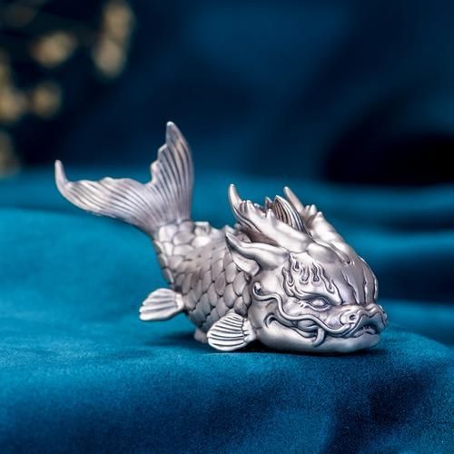 給我一些龍頭魚飾品的圖片，龍頭魚飾品有哪些款式