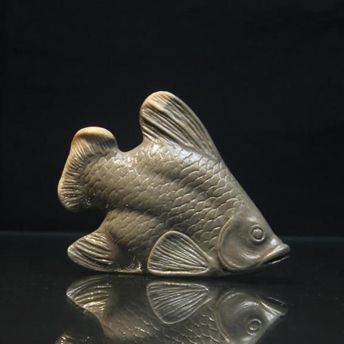 推薦幾款適合單數擺放的魚擺件，單數擺放風水擺件
