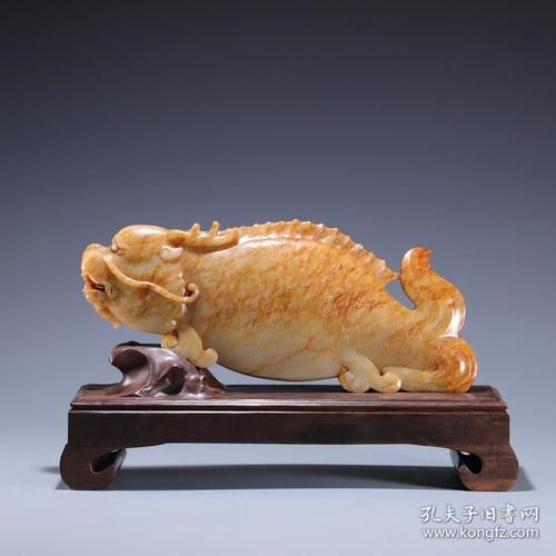 龍頭魚玉擺件有哪些款式，龍頭魚玉擺件是中國傳統玉器中的一種造型和寓意深受人們喜愛