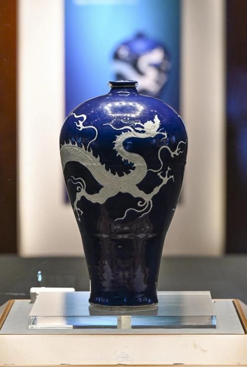 藍底和古典哪個更稀有