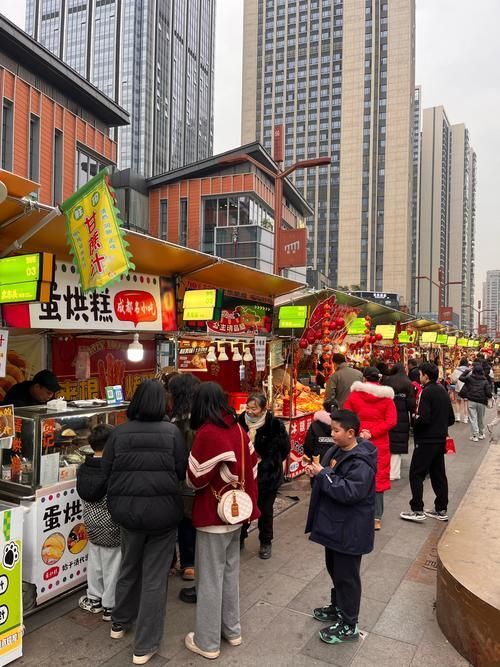 紅龍旗美食街小吃攻略