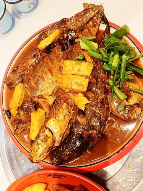 雄縣龍魚有哪些特色調料，河北雄縣龍魚的特色調料配方屬于傳統美味可口的雄縣龍魚