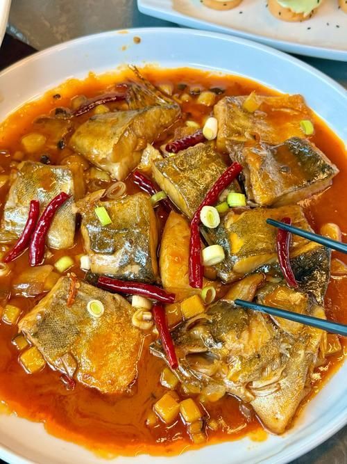 雄縣龍魚有哪些特色調料，河北雄縣龍魚的特色調料配方屬于傳統美味可口的雄縣龍魚