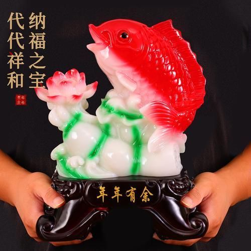 能推薦幾款招財的魚擺件嗎