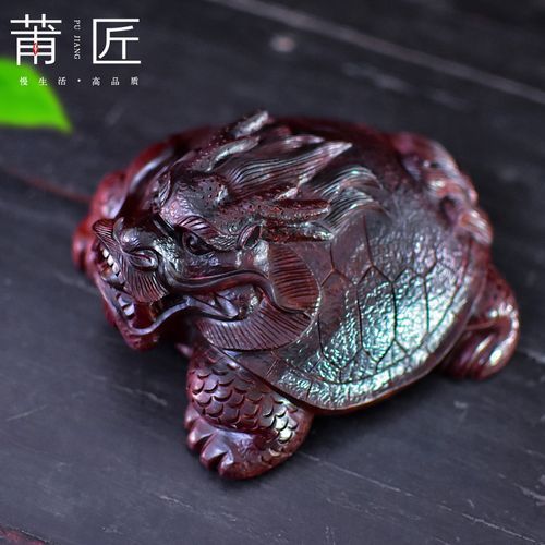 龍龜飾品有哪些款式，龍龜飾品以其獨特的文化象征和吉祥寓意在現(xiàn)代珠寶中占據(jù)一席之地