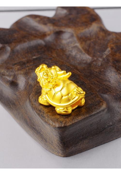 龍龜飾品有哪些款式，龍龜飾品以其獨特的文化象征和吉祥寓意在現(xiàn)代珠寶中占據(jù)一席之地