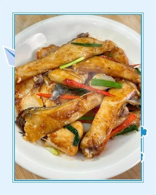 順德龍魚骨腩有哪些經典做法？，順德龍魚骨腩是一道經典的廣東菜，用戶要求詳解1000字