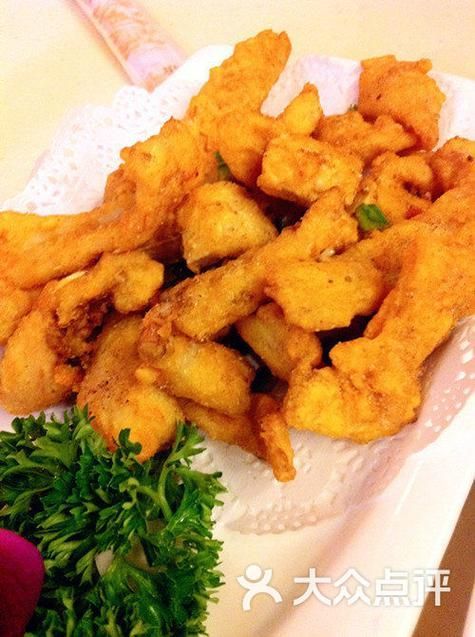 順德龍魚骨腩有哪些經典做法？，順德龍魚骨腩是一道經典的廣東菜，用戶要求詳解1000字