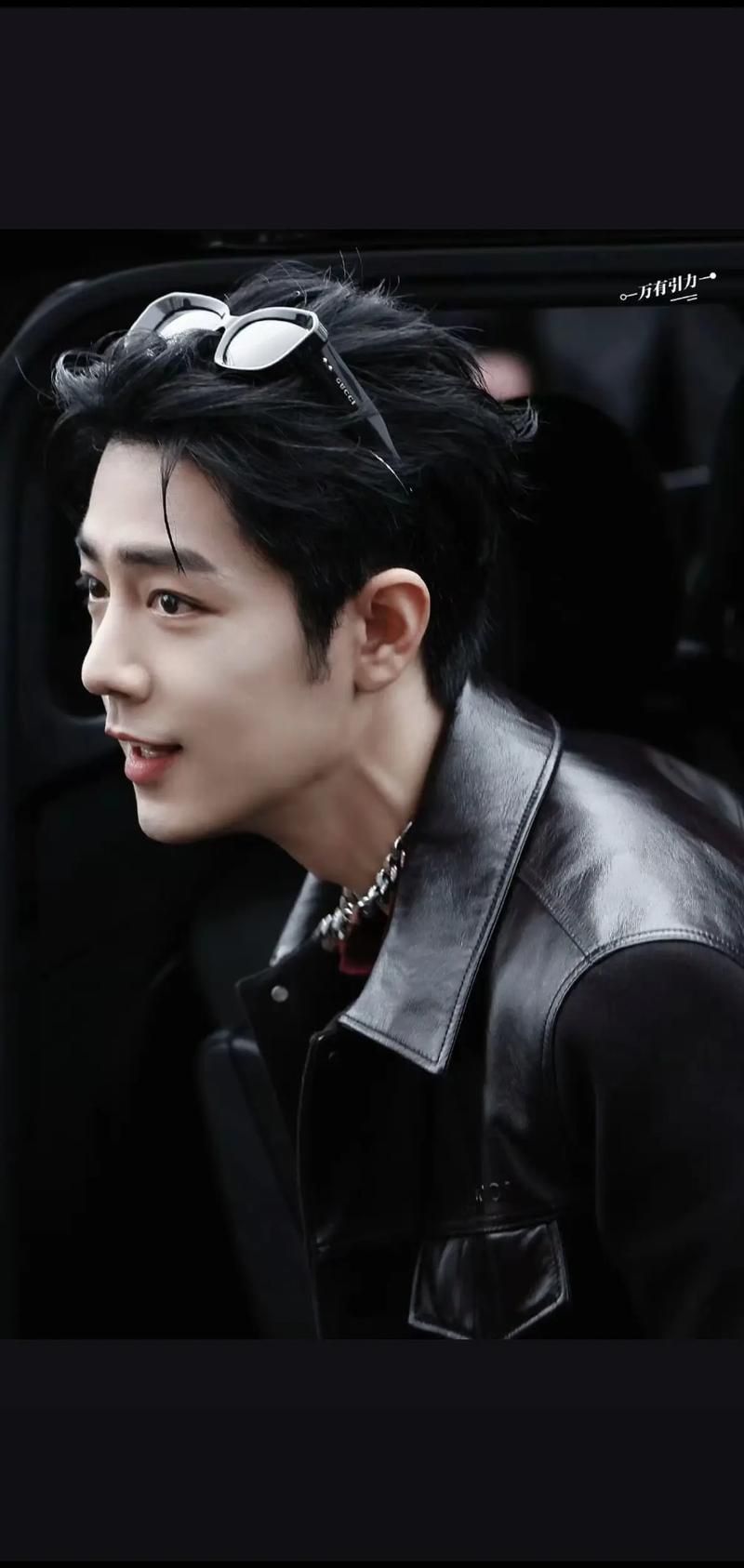 大背頭有哪些經(jīng)典款式，大背頭日常打理指南，