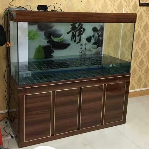 祥龍魚場的龍魚缸有哪些型號？，祥龍魚場的龍魚缸型號