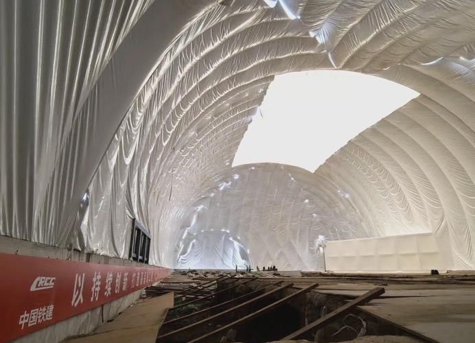有哪些具體的遮蔽物設置建議，富媒體組件庫中召回遮蔽物設置建議
