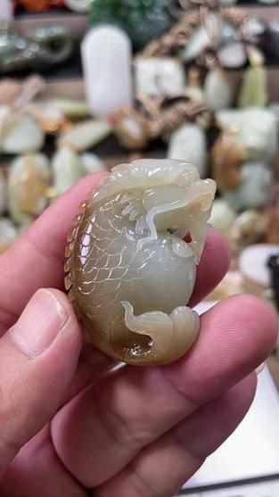 推薦一些知名的玉雕龍魚品牌，玉雕龍魚作為中國玉雕龍魚作為中國傳統玉雕龍魚品牌