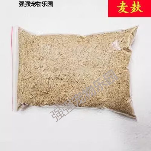 有哪些適合龍魚的餌料可以替代面包蟲？，如何選擇適合自己的龍魚餌料