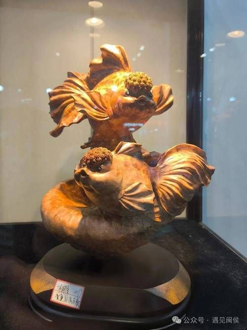 有哪些著名的木雕金魚大師，東陽木雕藝術大師張其仕《金玉滿堂》