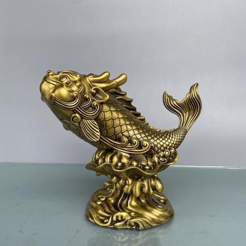 有沒有龍頭魚擺件的圖片示例，龍頭魚擺件圖片示例