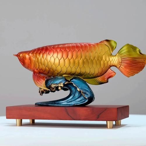 金龍魚擺件的最佳材質是什么，如何辨別金龍魚擺件的材質？