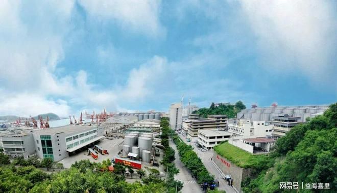 請提供金龍魚廣西工廠的歷史圖片，金龍魚廣西工廠歷史圖片