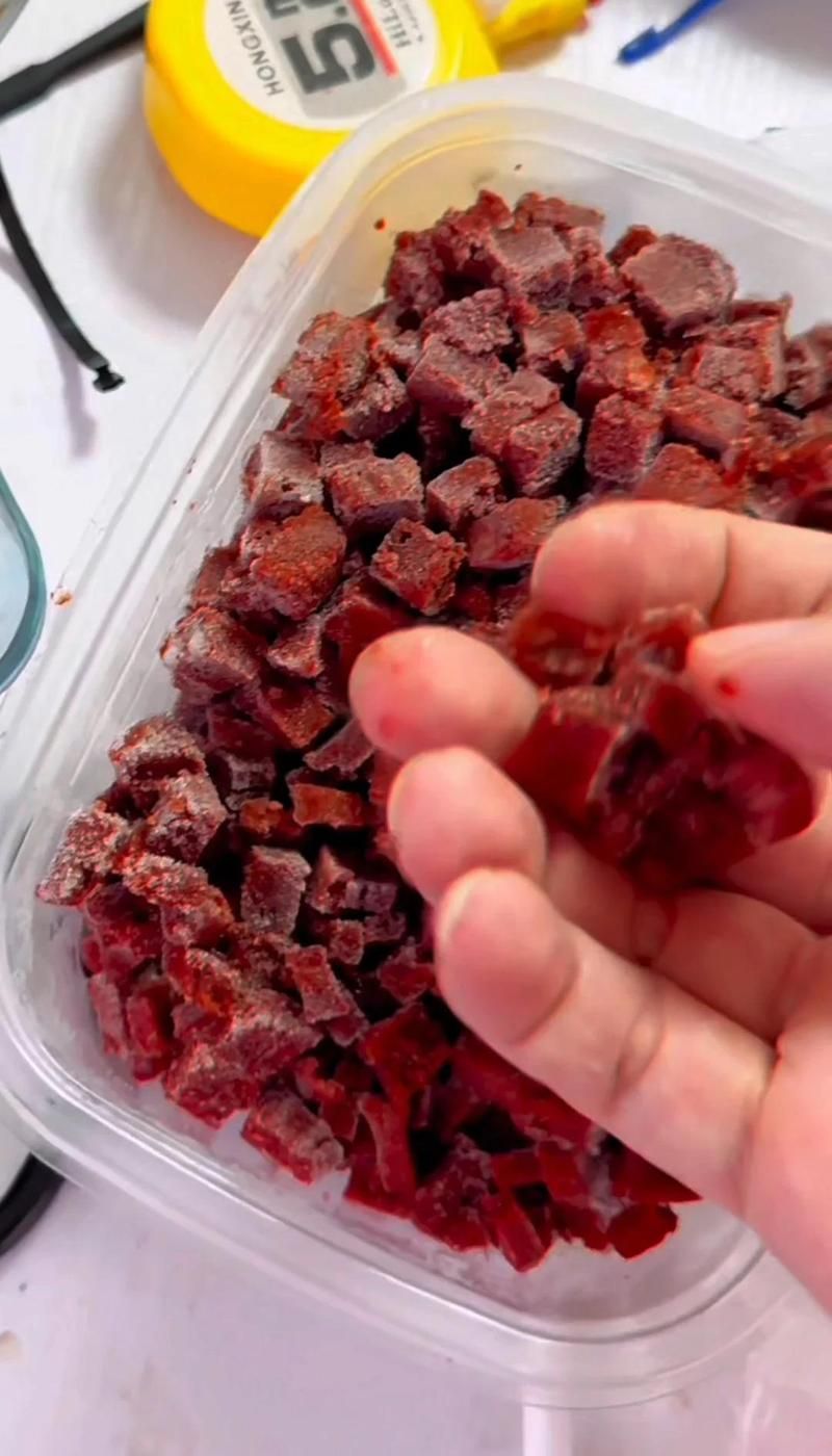 牛心漢堡如何制作更適合龍魚食用？，牛心漢堡如何制作更適合龍魚食用,牛心漢堡制作方案