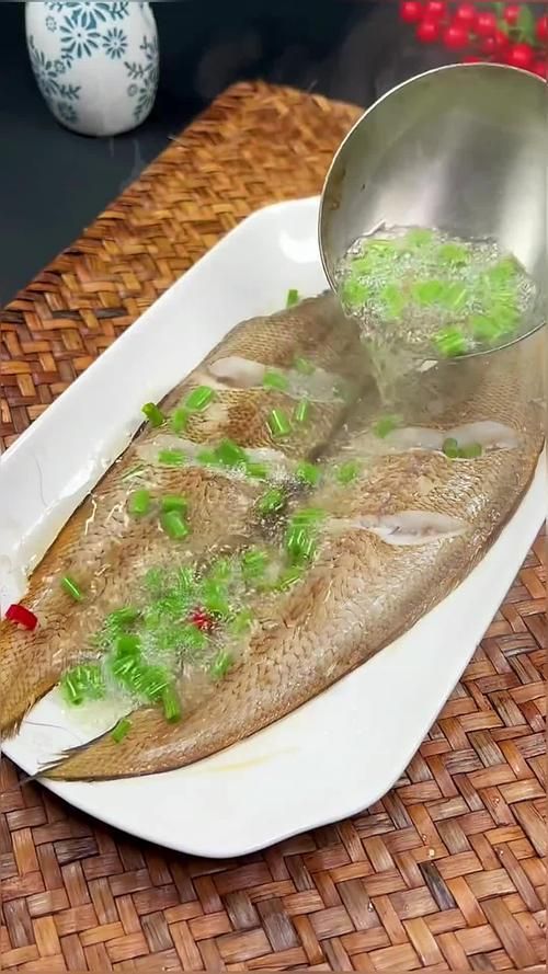 食用龍魚有哪些經典做法，紅燒龍魚（亞洲龍魚、銀龍魚、銀龍魚、銀龍魚、銀龍魚