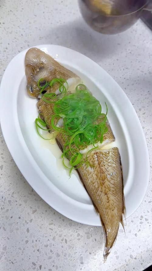 食用龍魚有哪些經典做法，紅燒龍魚（亞洲龍魚、銀龍魚、銀龍魚、銀龍魚、銀龍魚