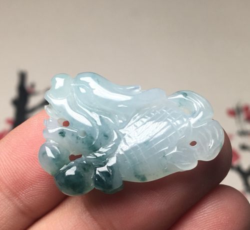龍頭魚吊墜的價格范圍是多少，龍頭魚吊墜的價格是多少，龍頭魚吊墜的收藏價值如何