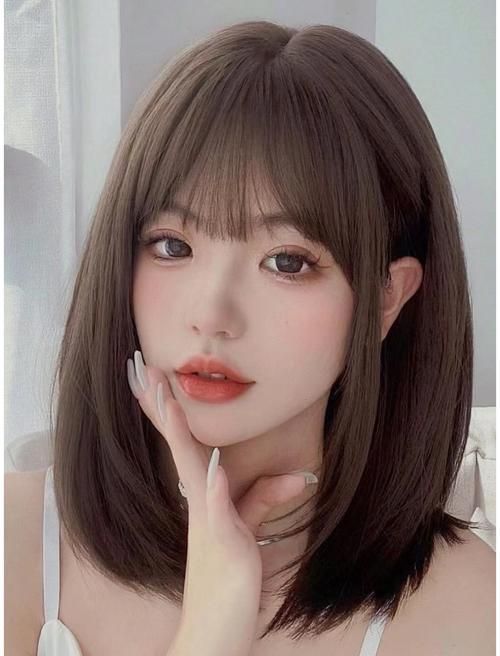 推薦一些適合12-15歲女生的發(fā)型，12-15歲女生發(fā)型推薦，適合12-15歲女生的發(fā)型