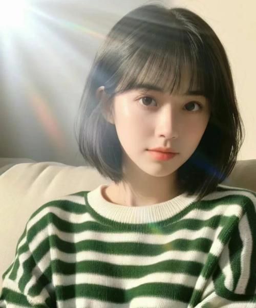 推薦一些適合12-15歲女生的發(fā)型，12-15歲女生發(fā)型推薦，適合12-15歲女生的發(fā)型