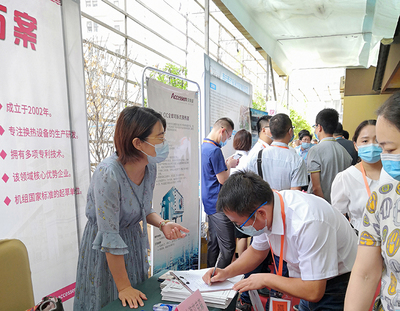 銀龍魚掉尾是怎么回事(銀龍魚掉尾治療方法) 銀龍魚掉尾是怎么回事(銀龍魚掉尾治療方法) 銀龍魚百科 第1張