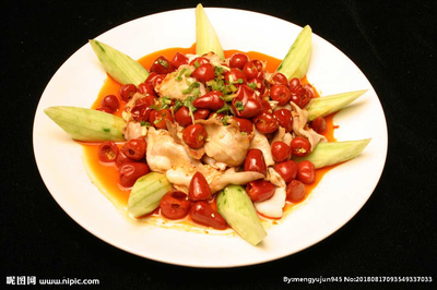 初春釣鯽魚用什么餌料用什么釣竿