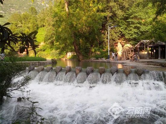 富源水族店，云南唯一水族鄉高原上的小江南富源中安奧瑪水族館